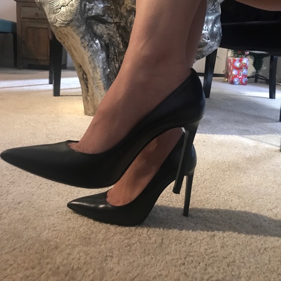 YSL HEELS - Picture 7 of 8
